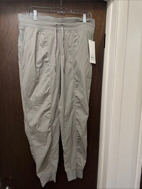 Lululemon Women’s Dance Studio Light Gray Drawstring Joggers